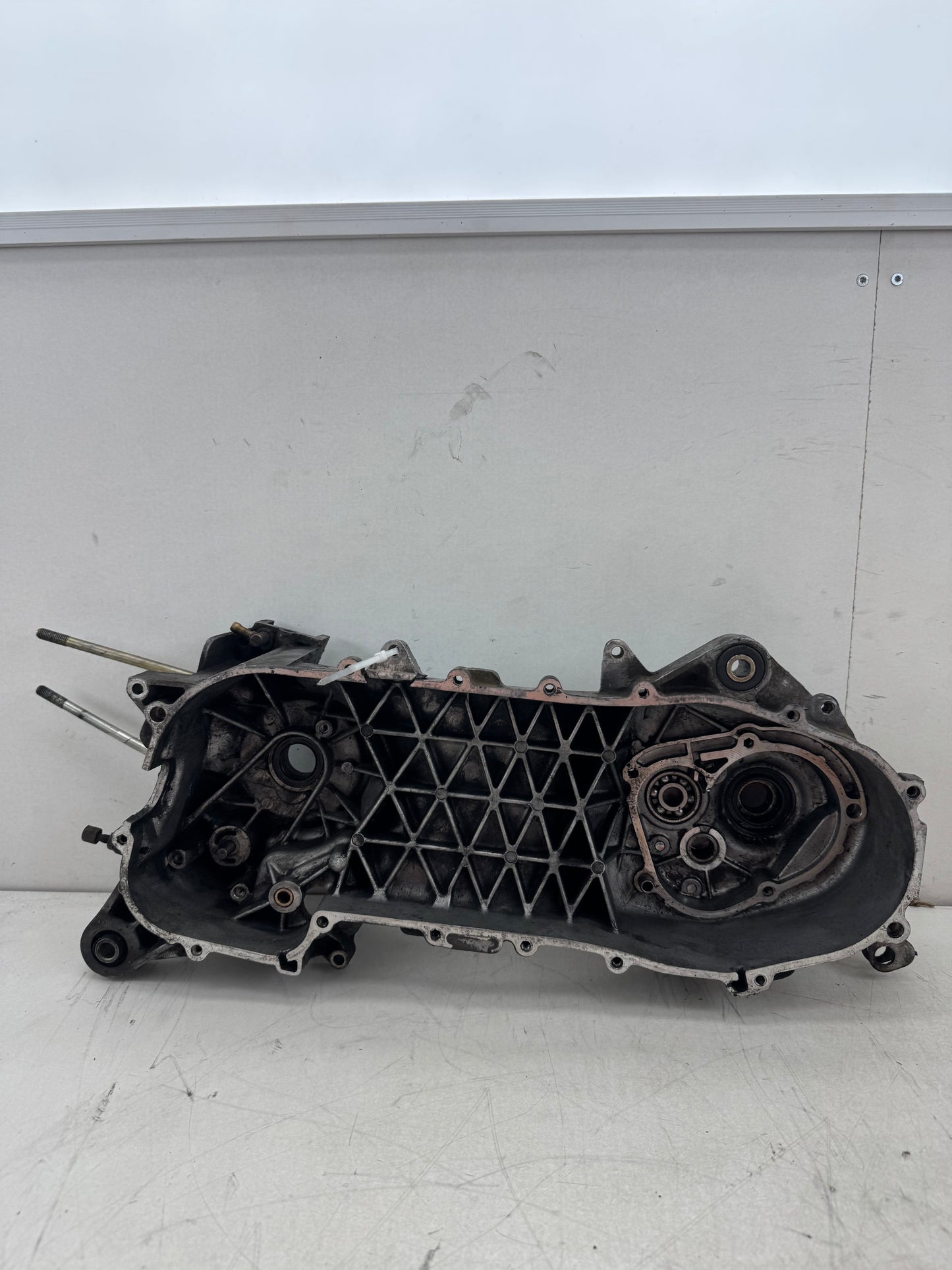 Piaggio TPH 125cc lang carterhelft M021M