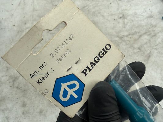 Piaggio Vespa laksftift petrol vintage