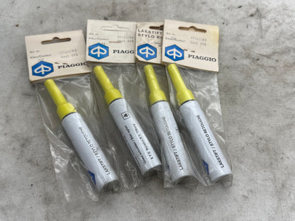 Piaggio lakstift geel 988 vintage