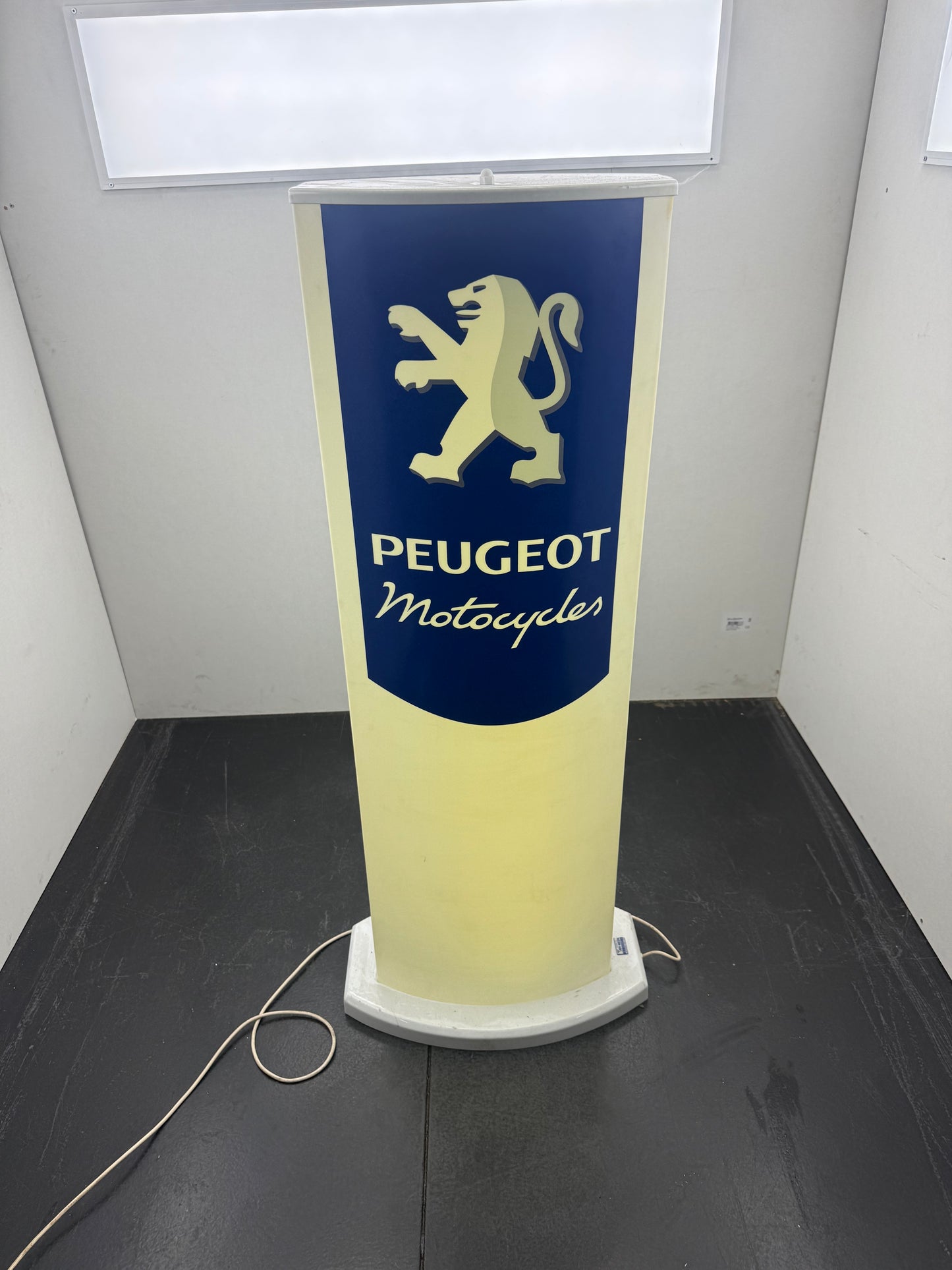 Peugeot neon lichtbord vintage