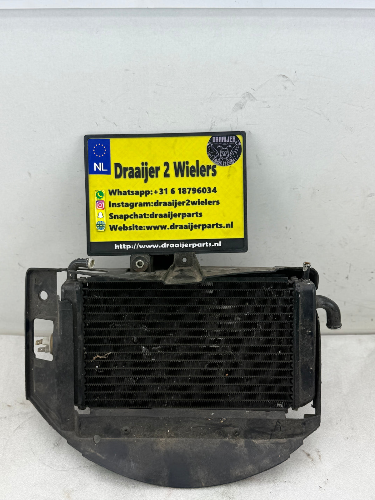 Piaggio Hexagon radiateuer met ventilator 125cc 150cc