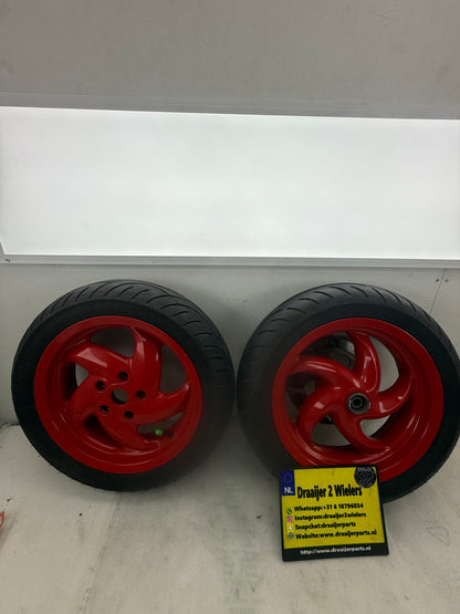 Gilera Runner 4T SP Pro VX VXR rode wielen set 125cc 180cc 200cc