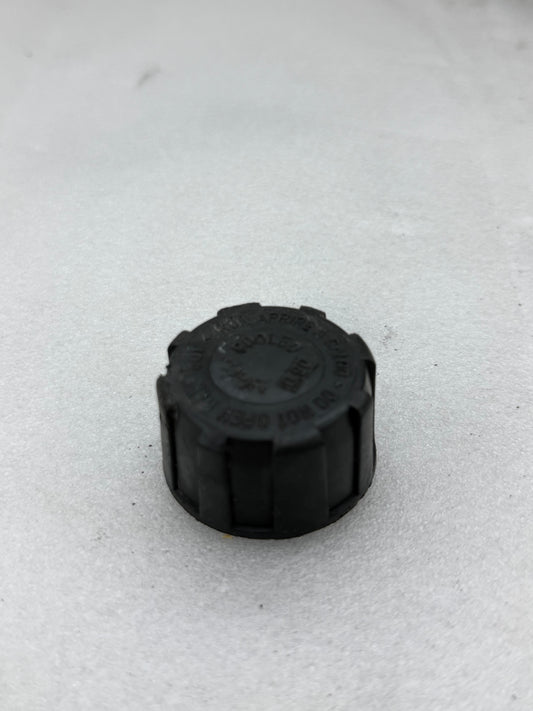 Piaggio koelvloeistofdop