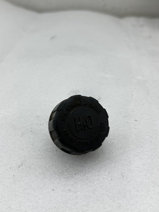 Piaggio koelvloeistofdop