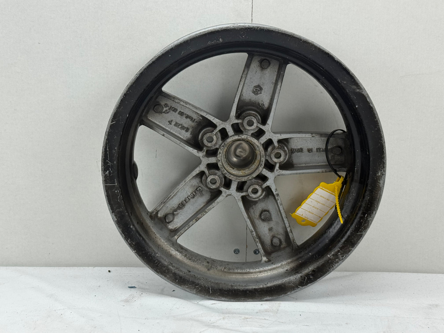 Piaggio Vespa LX voorvelg grijs 50cc 125cc