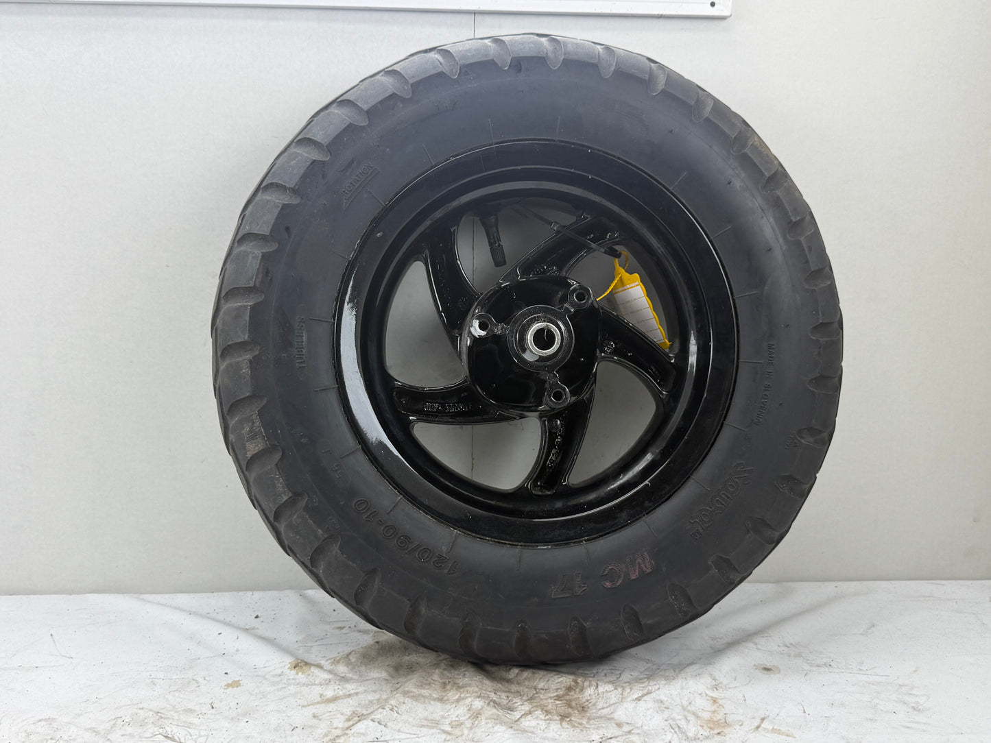 Piaggio Typhoon XR voorwiel zwart 50cc 80cc 125cc