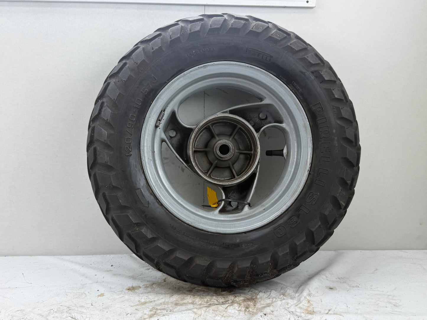 Piaggio Typhoon achterwiel grijs 50cc 80cc 125cc
