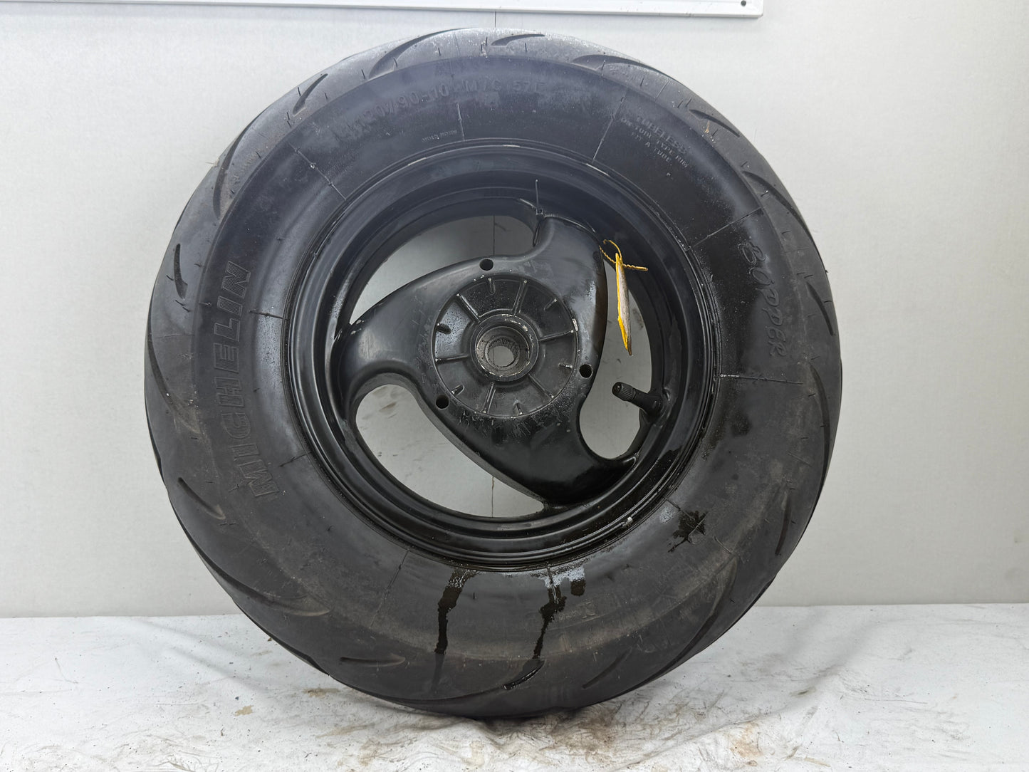 Piaggio Typhoon achterwiel zwart 50cc 80cc 125cc