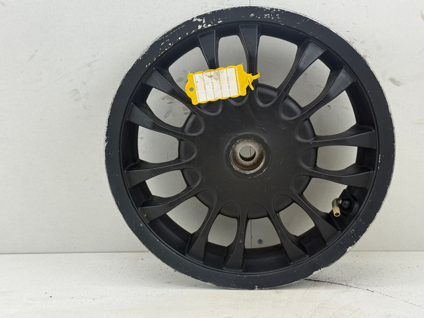 Piaggio Vespa Sprint achtervelg zwart 50cc 125cc 150cc