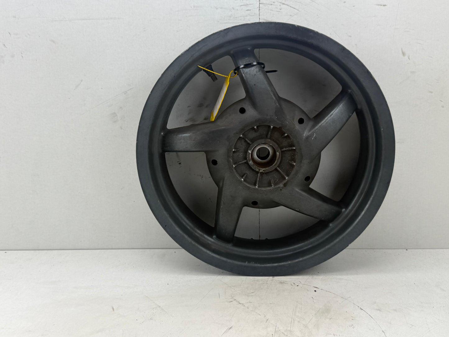 Aprilia SR achtervelg grijs 125cc 150cc