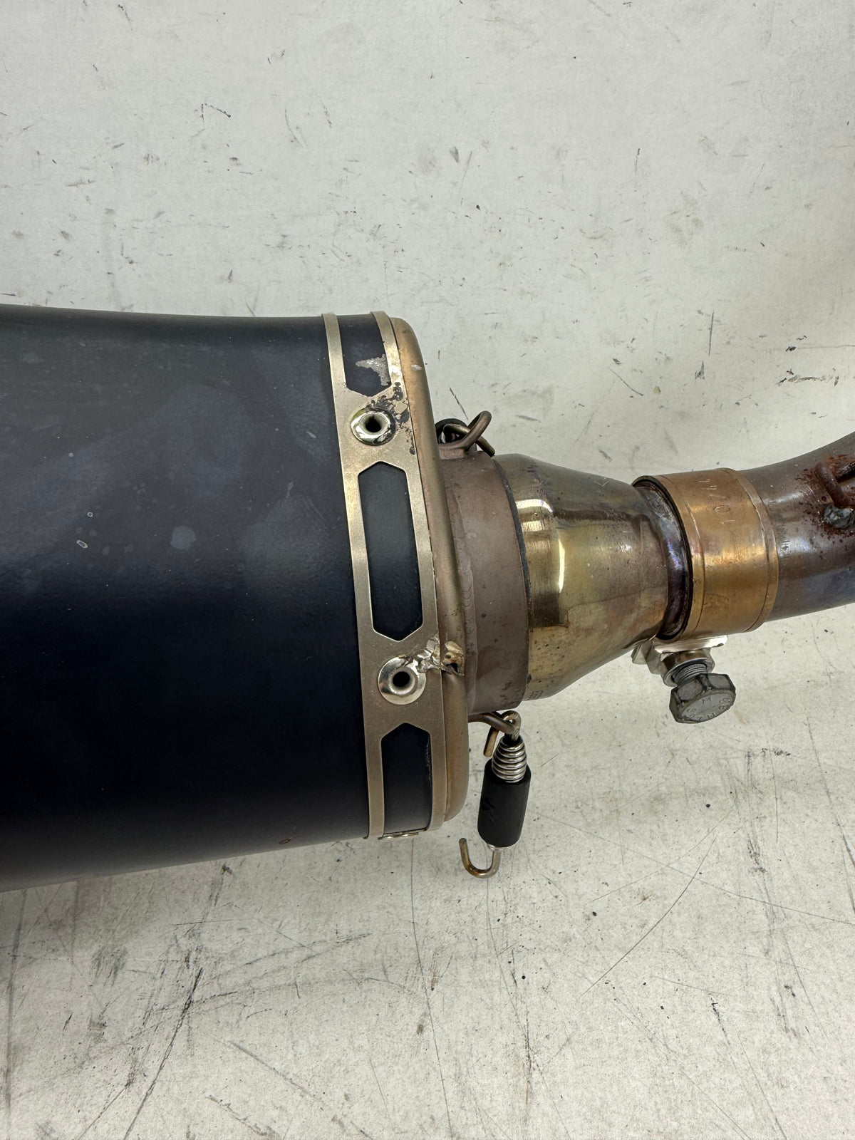Piaggio Beverly 400 S HPE Akrapovic volledig systeem