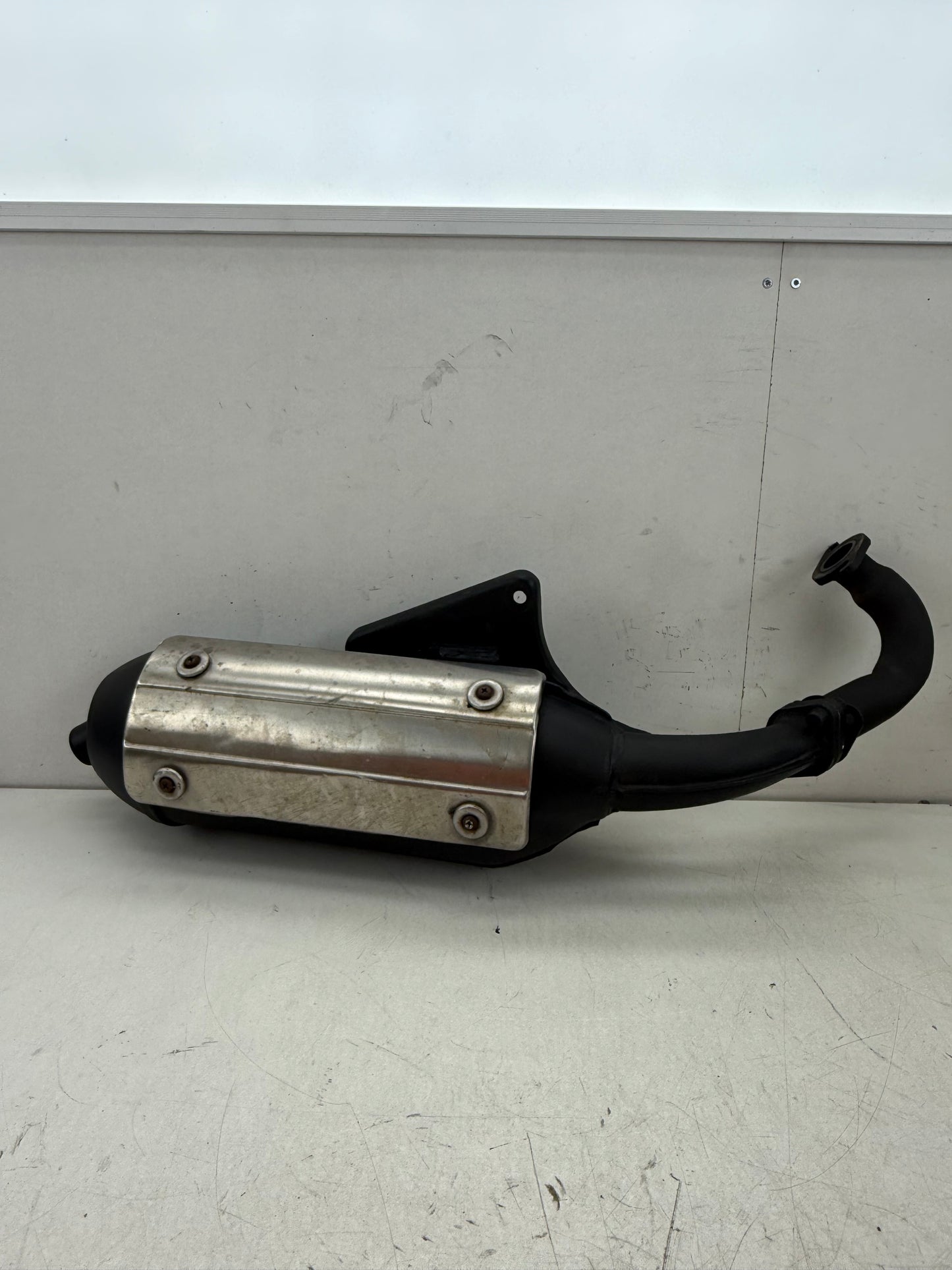 Piaggio uitlaat SM06 125cc 180cc