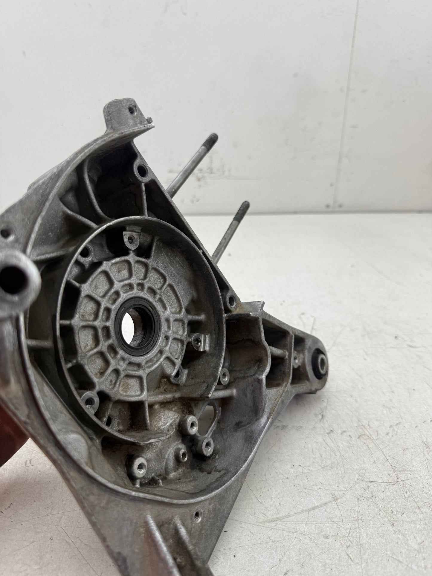 Gilera Runner 180cc M08 DD rechter carterhelft uitlaatkant