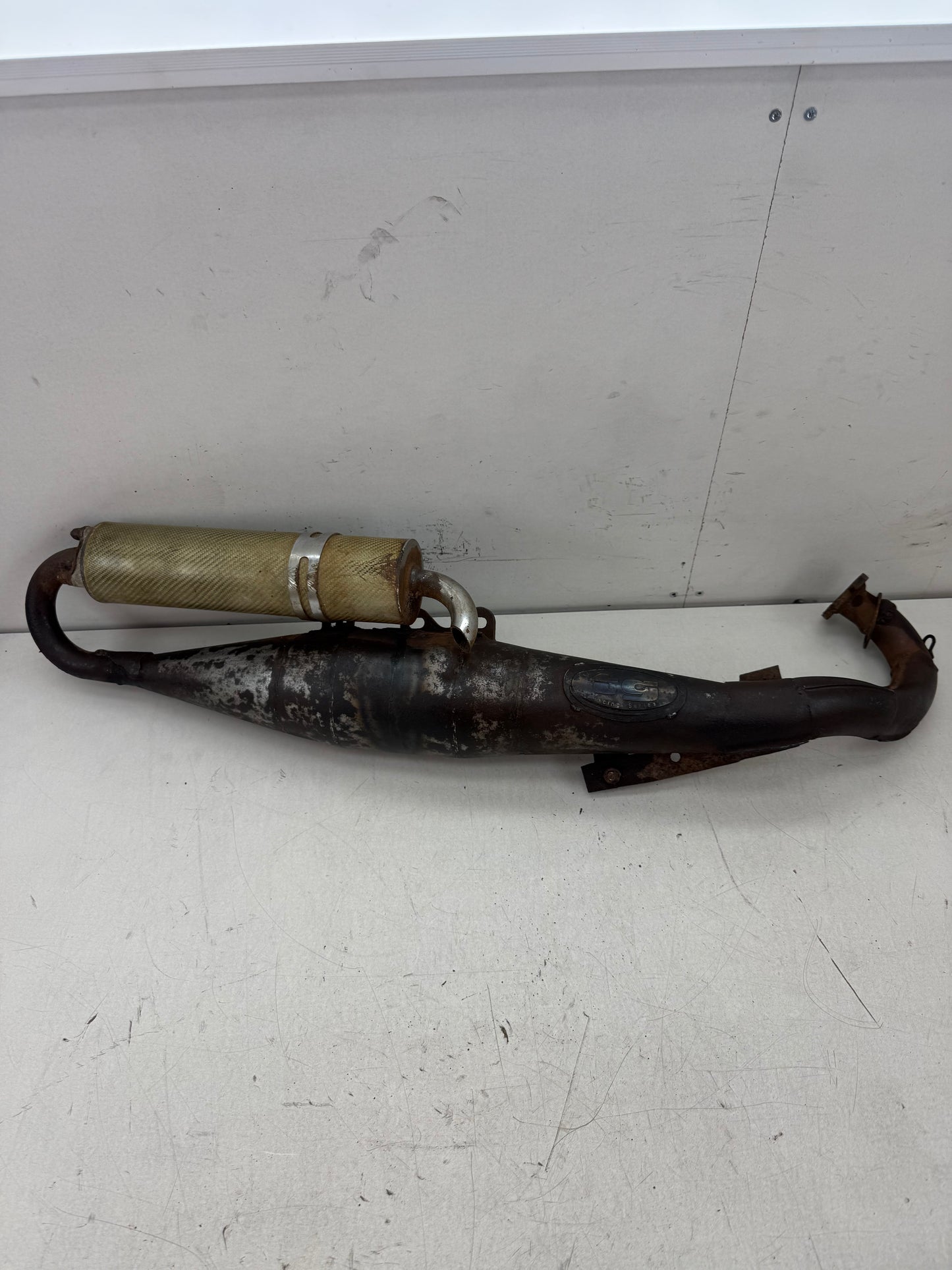 Piaggio uitlaat leovince handmade terugloop 125cc 180cc
