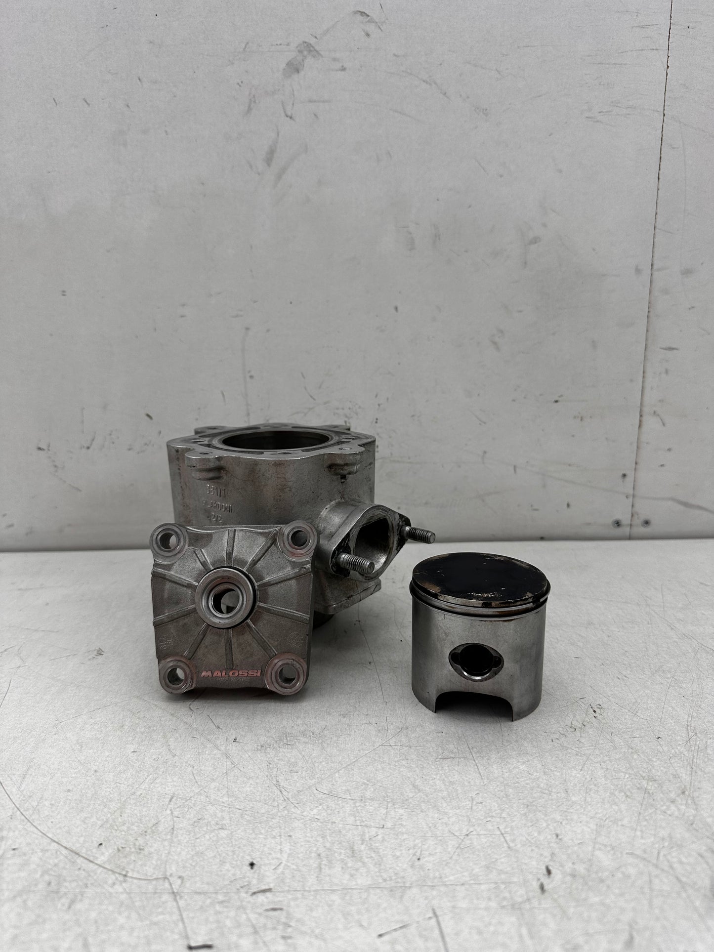Gilardoni 180 cilinder kit compleet met malossi binnenkop 125cc 180cc