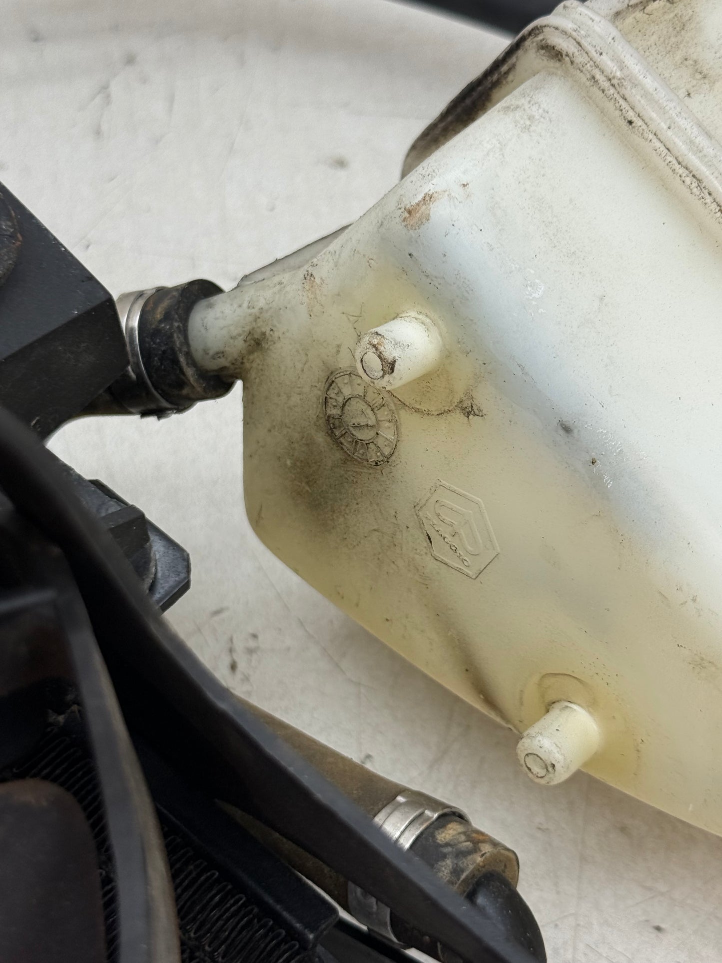 Piaggio Hexagon radiateur met tankje 125cc 180cc