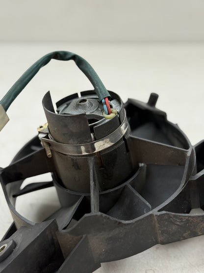 Piaggio Hexagon radiateur ventilator 125cc 180cc