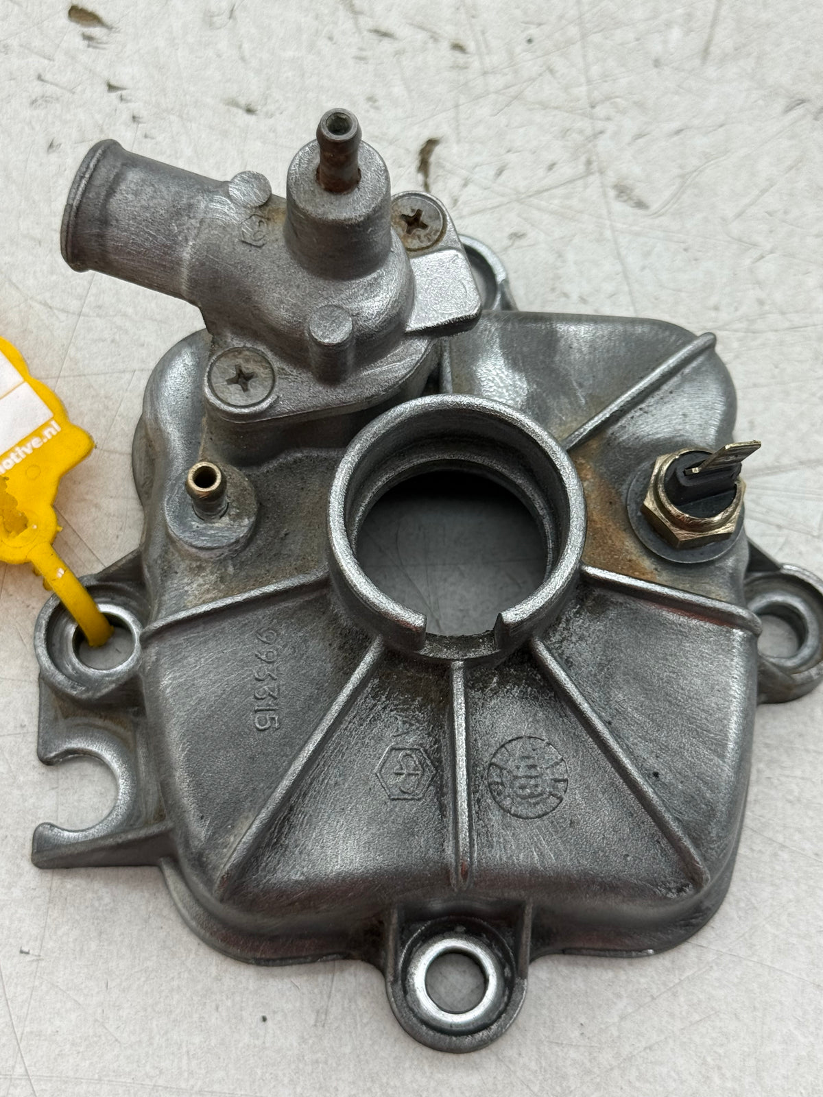 Piaggio Hexagon buitenkop metaal 125cc 180cc