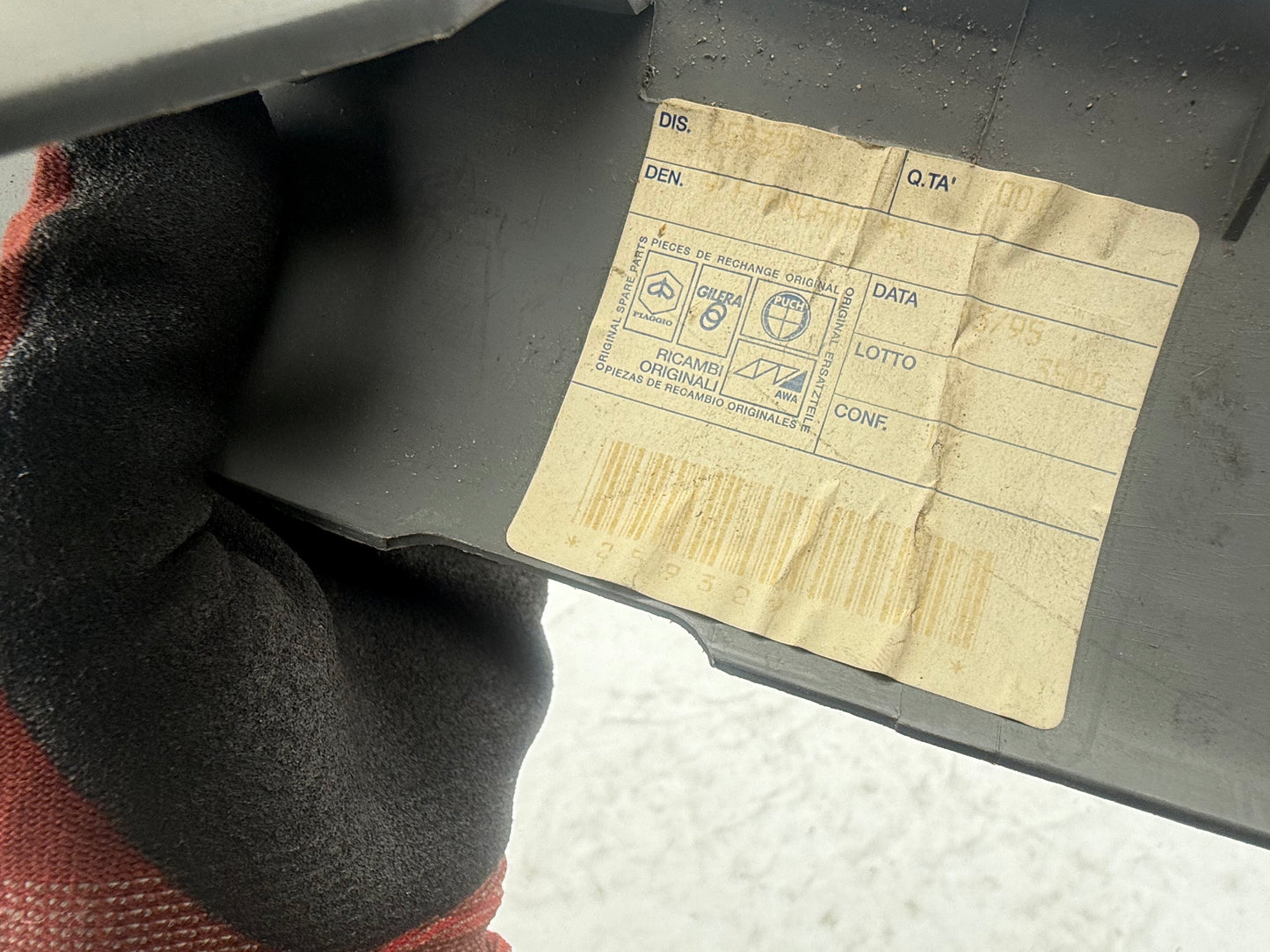 Piaggio Zip Left Side Skirt NOS